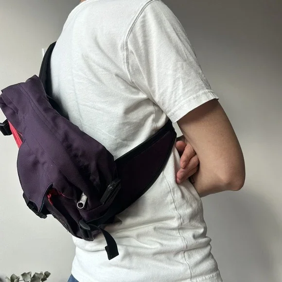 Tom Bihn Discontinued Retired Le Grand Derriere Hip Pack Purple Red Rare US Made - Picture 16 of 16